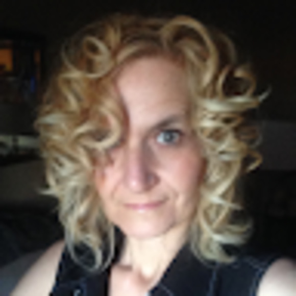 Meet your Posher, Katherine - Picture 1 of 1